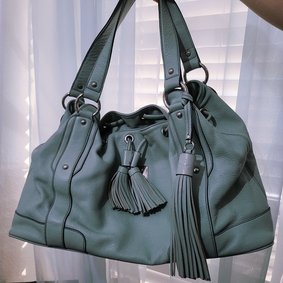 AUTHENTIC MCM MUNICH RARE Tuquise Calf Leather Shoulder Bag - Picture 1 of 10